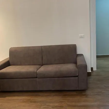 Nuovo Via Colombo Center Affittacamere La Spezia